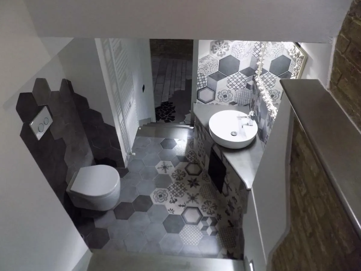Luxury Suite Apartment Angiolieri Siena 0*,