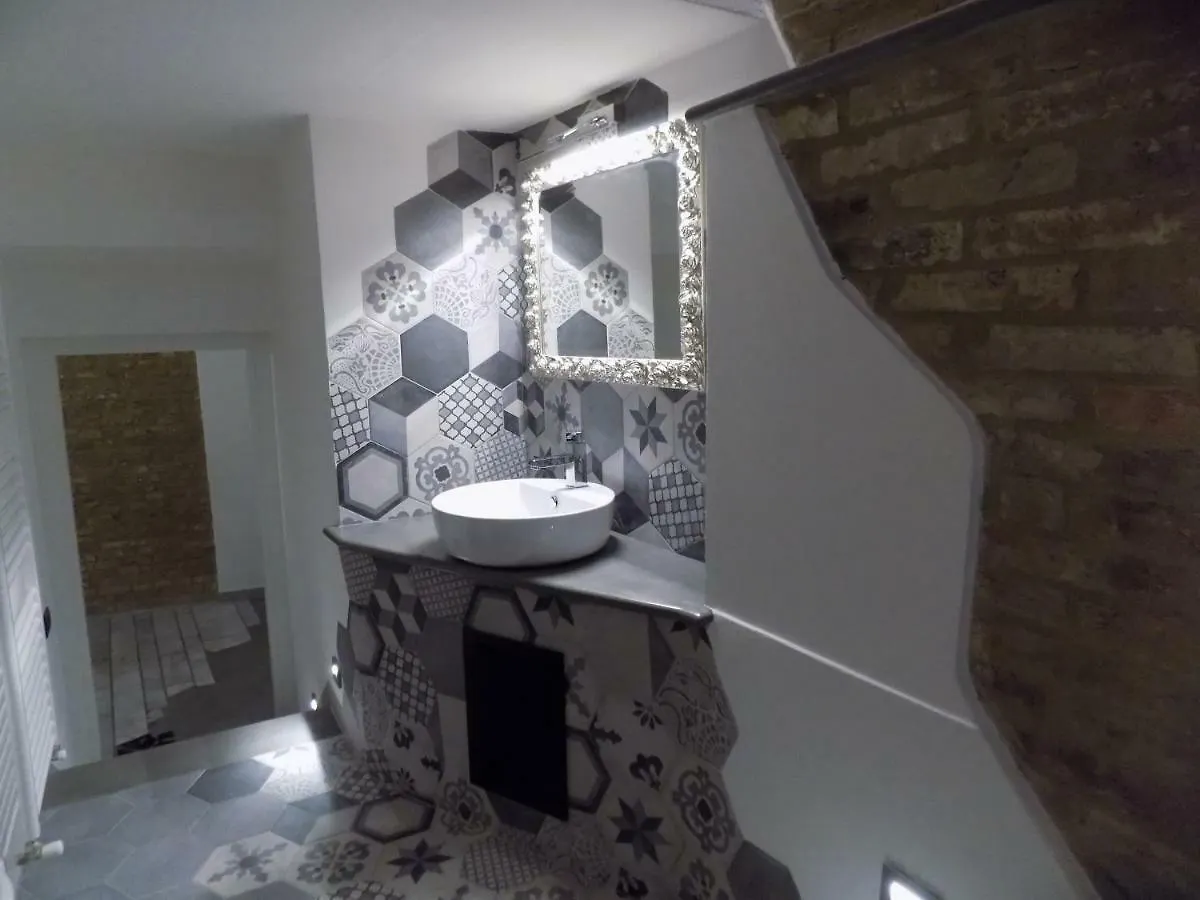 Luxury Suite Apartment Angiolieri Siena Italy